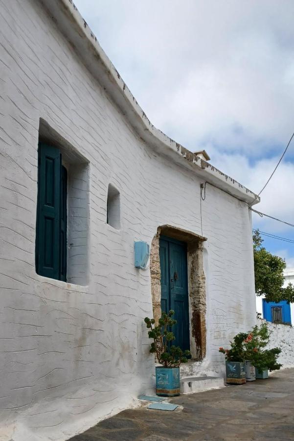 Rhykkes Farmhouse With View Apartman Áno Szangrí Kültér fotó